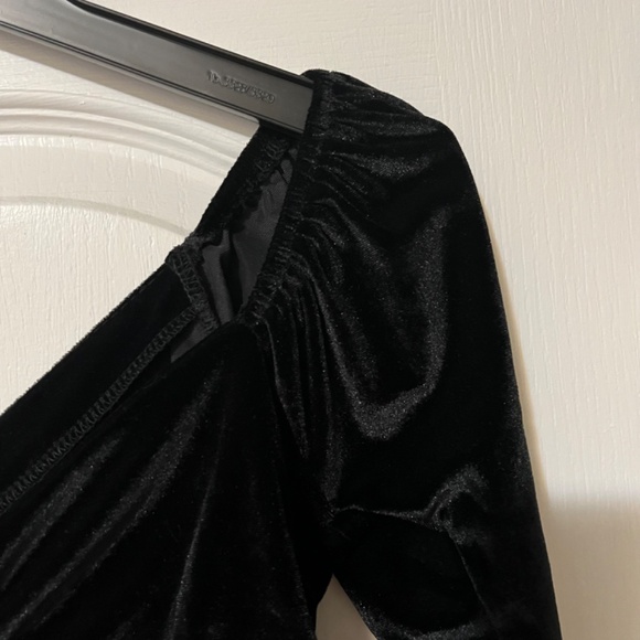 SHEIN Privé Ruched Velvet Bodycon Mini Dress/Black/Size: Large 8/10 - Picture 7 of 7